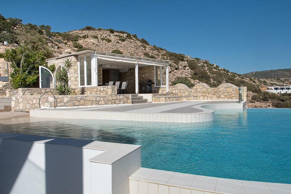 Evilia Luxury Villa Amoopi Exteriör bild